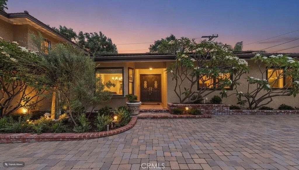 House in Sierra Madre, California, United States 1 - 18254310