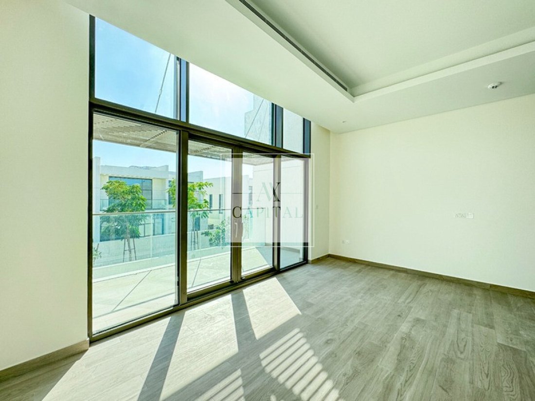 Villa in Hadaeq Sheikh Mohammed Bin Rashid, Dubai, United Arab Emirates 4 - 18563738