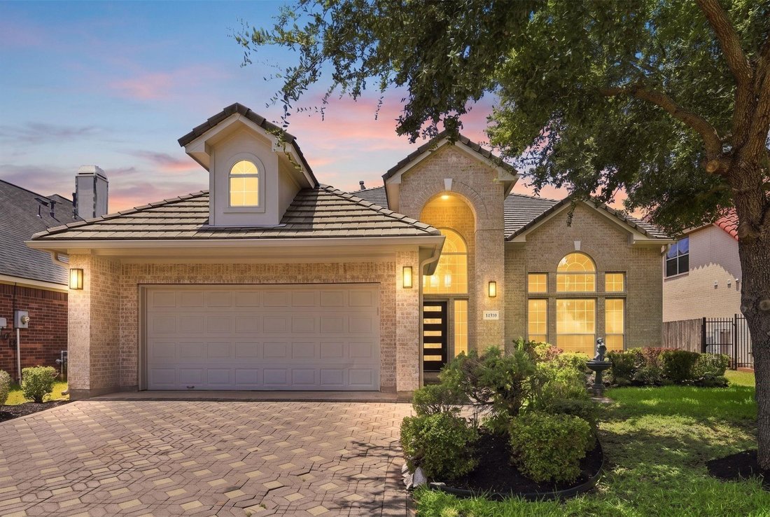 House in Sugar Land, Texas, United States 1 - 18559558