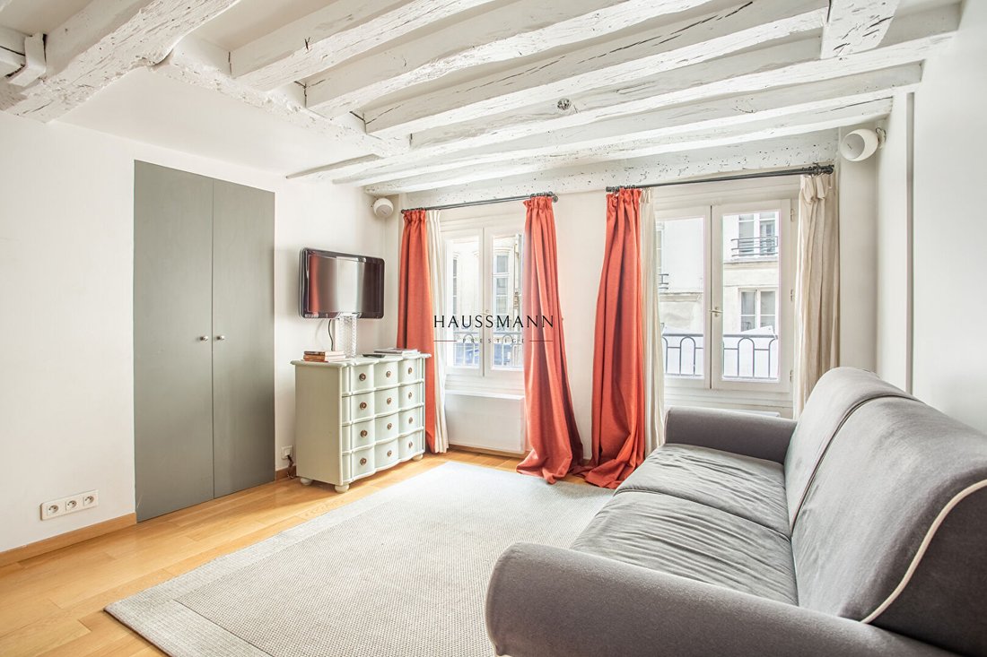 Apartment in Les Halles, Paris 1er Arrondissement, Paris 4 - 18563819