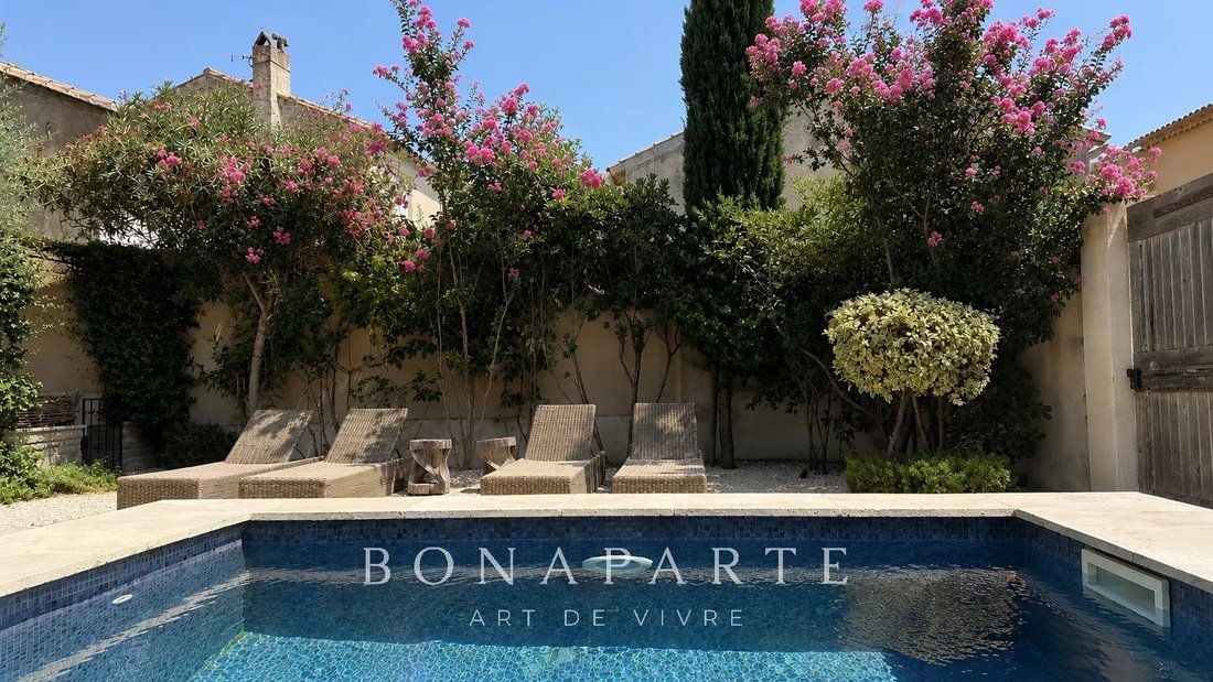 House in Saint-Rémy-de-Provence, Provence-Alpes-Côte d'Azur, France 2 - 18559829
