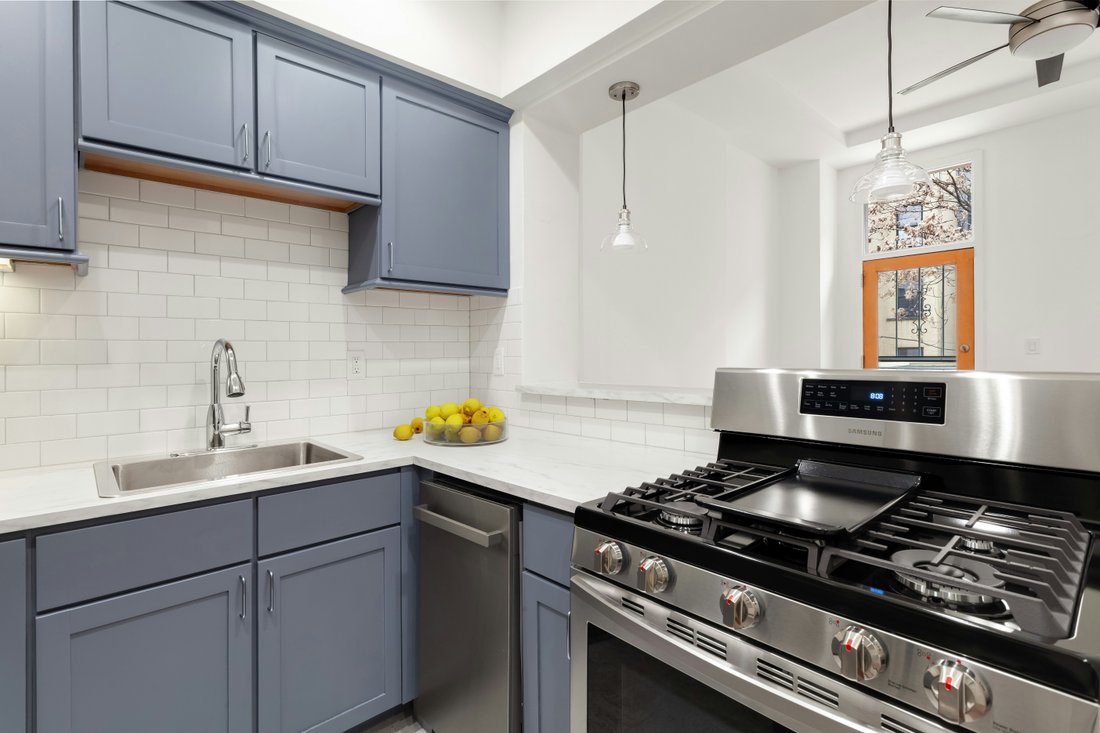 Townhouse in New York, New York, United States 5 - 18552389