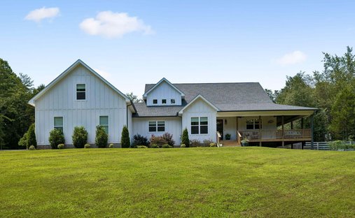 House in Harrison, Tennessee, United States 1