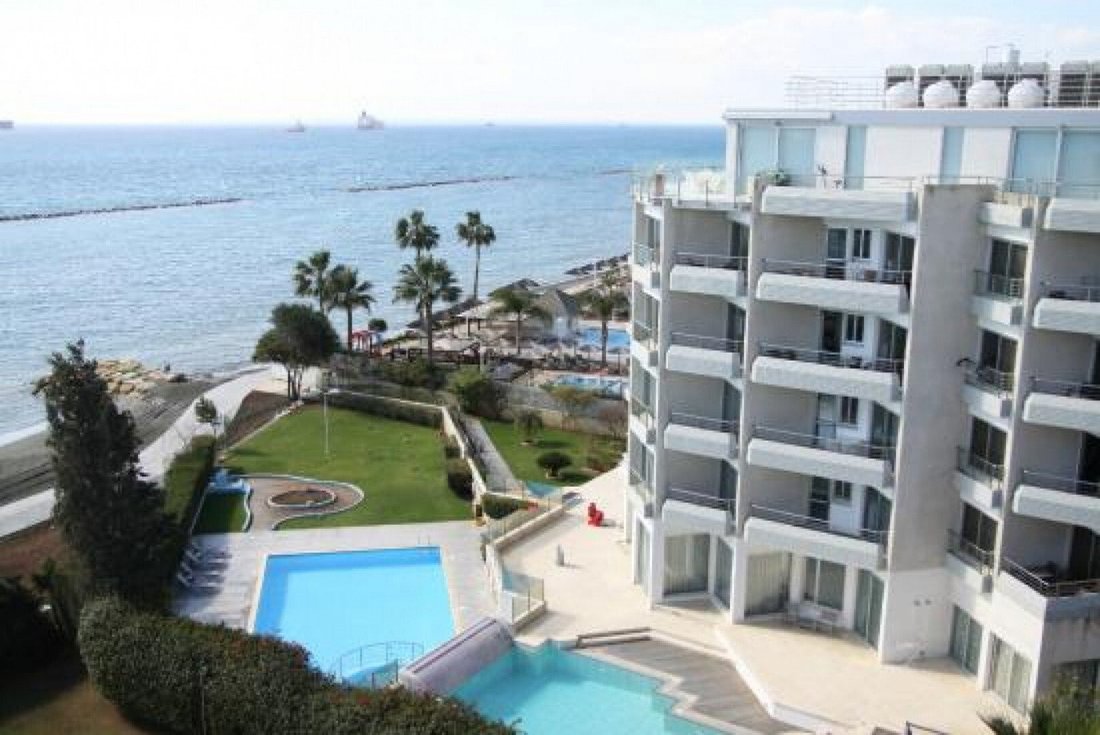 Apartment in Germasogeia, Limassol, Cyprus 2 - 13005438