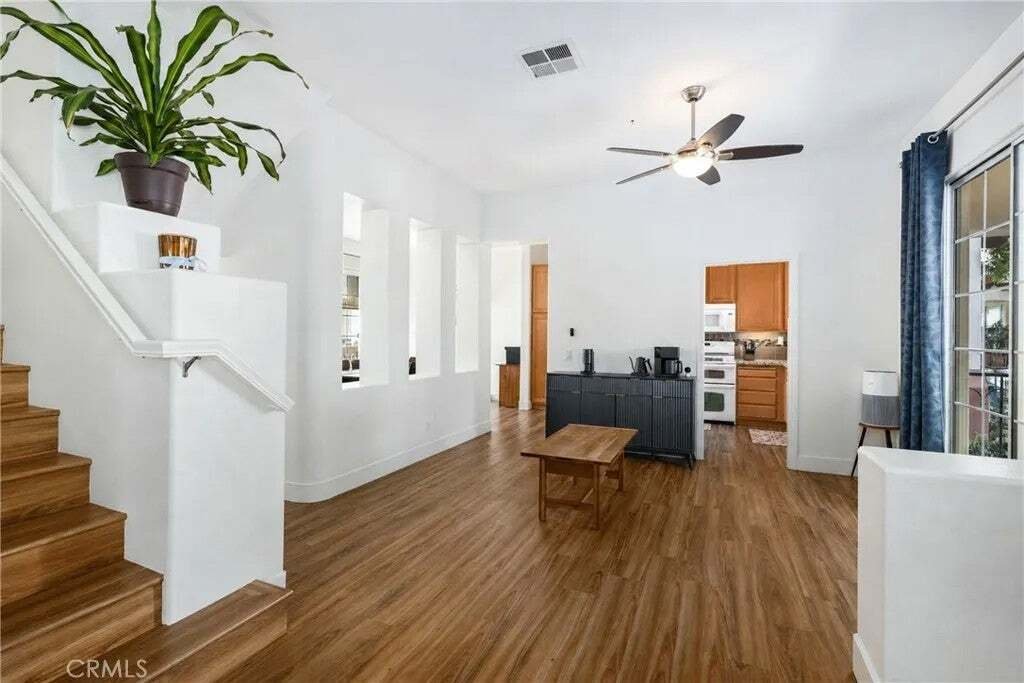 Townhouse in Tustin, California, United States 1 - 18562260
