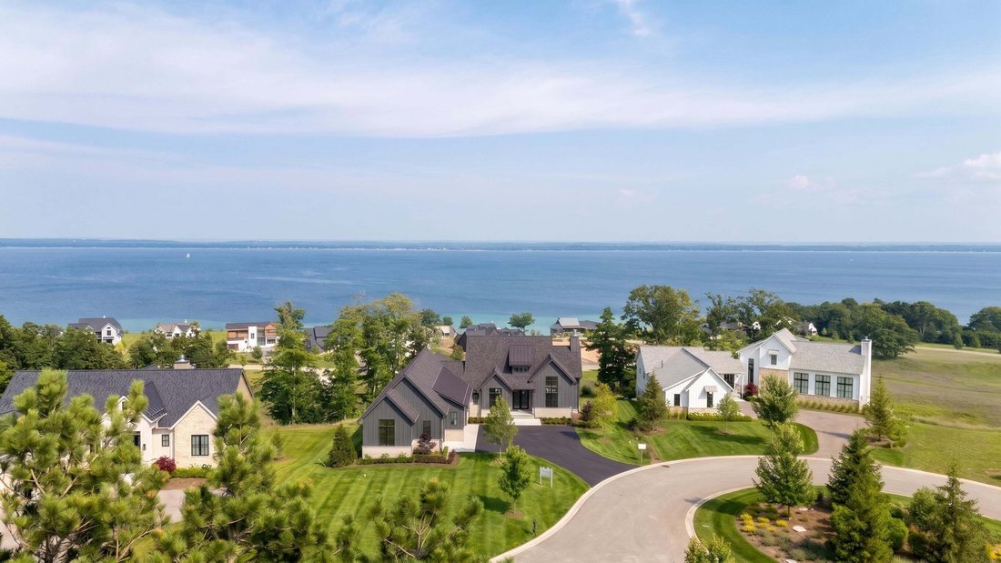 House in Traverse City, Michigan, United States 1 - 18307791
