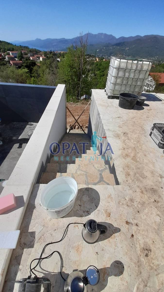Apartment in Mjesni odbor Kastav, Grad Kastav, Primorje-Gorski Kotar County 5 - 18560640