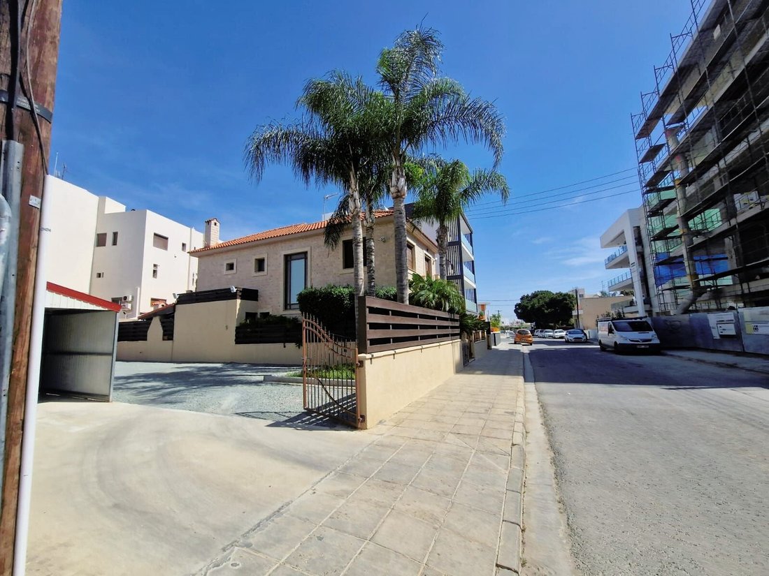 Villa in Kato Polemidia, Limassol, Cyprus 5 - 14403702
