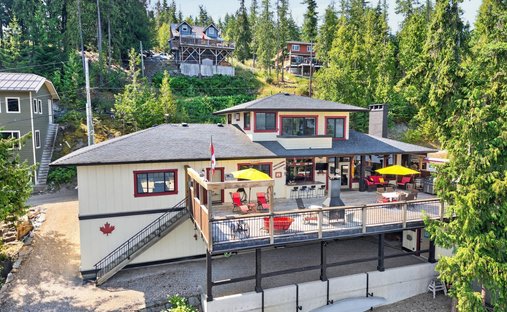 Casa a Eagle Bay, Columbia Britannica, Canada 1