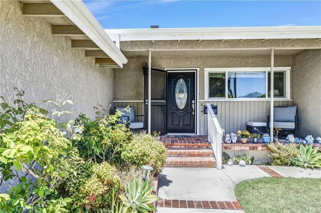House in Signal Hill, California, United States 2 - 18559347