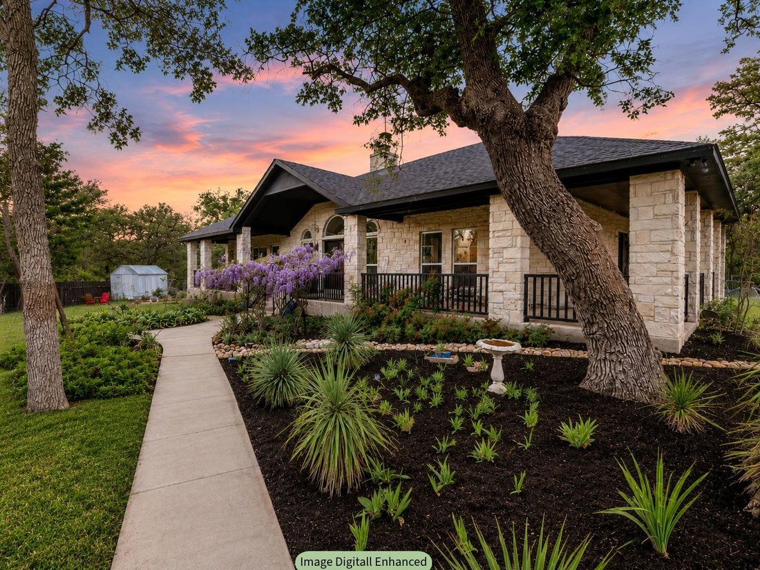 House in Bastrop, Texas, United States 2 - 17714193