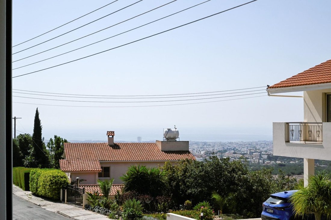Villa in Mesa Chorio, Paphos, Cyprus 5 - 14077158