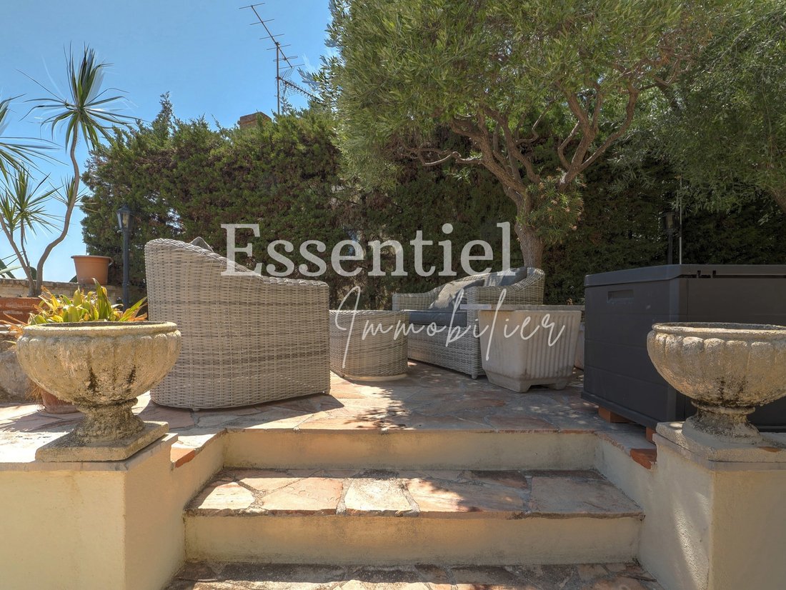 Apartment in Le Port, Villefranche-sur-Mer, France 5 - 18560212