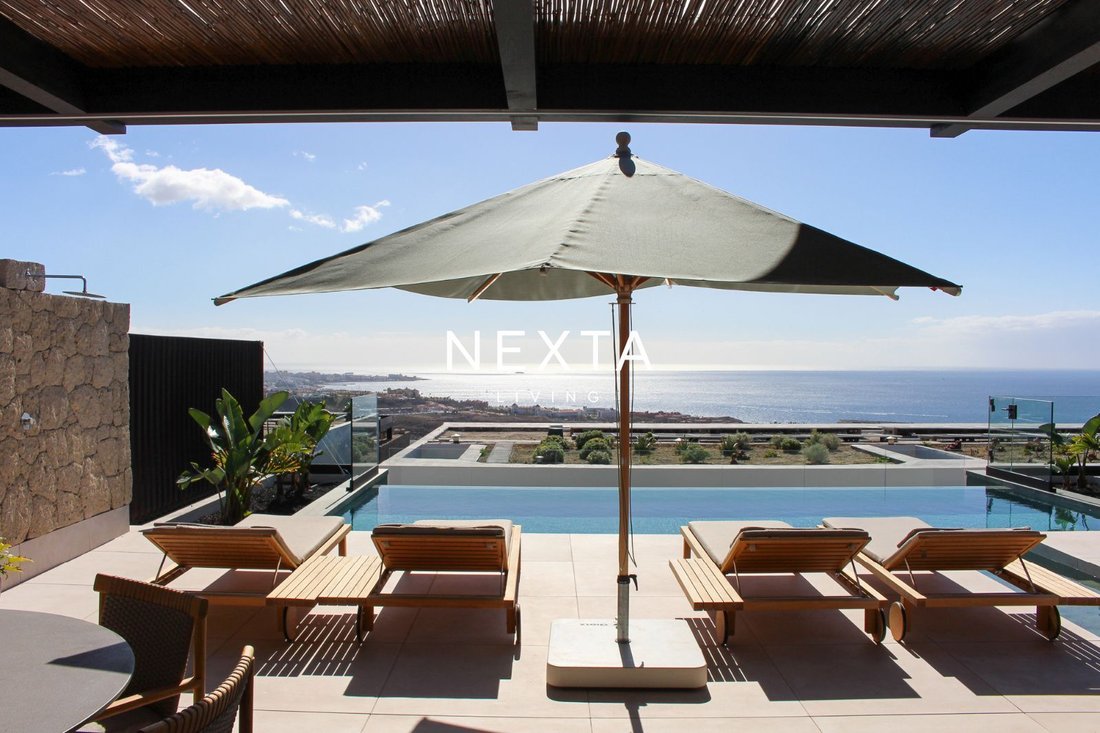 House in La Caleta, Adeje, Canary Islands 2 - 18558179