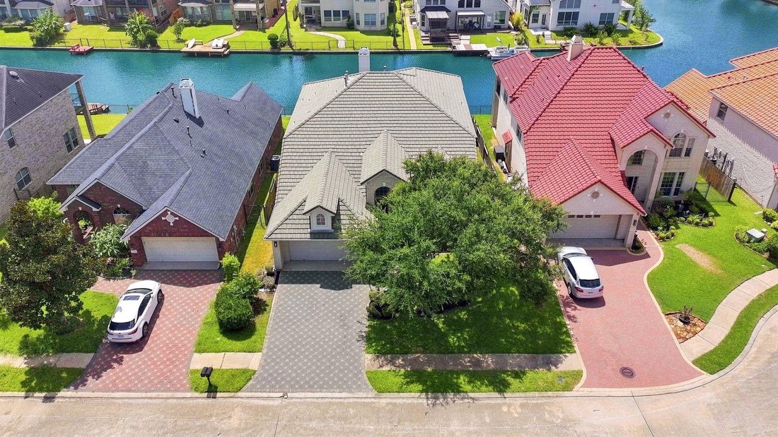 House in Sugar Land, Texas, United States 3 - 18559558