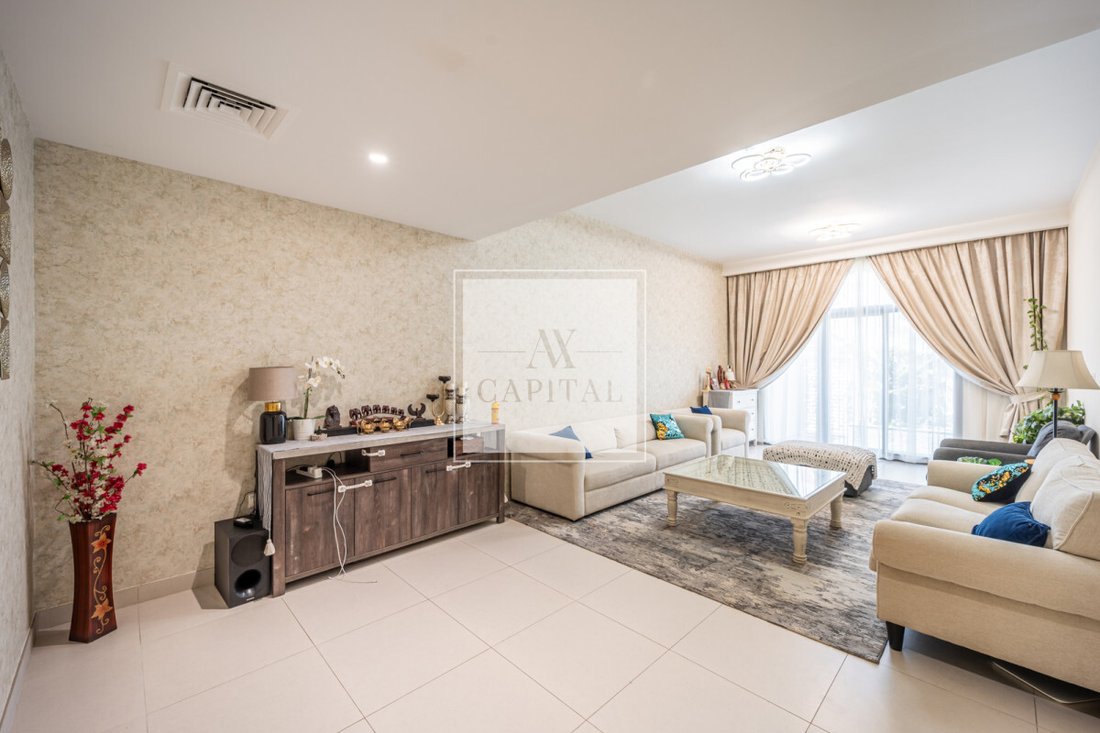 Villa in JVC / Jumeirah Village Circle, Dubai, United Arab Emirates 1 - 18563686