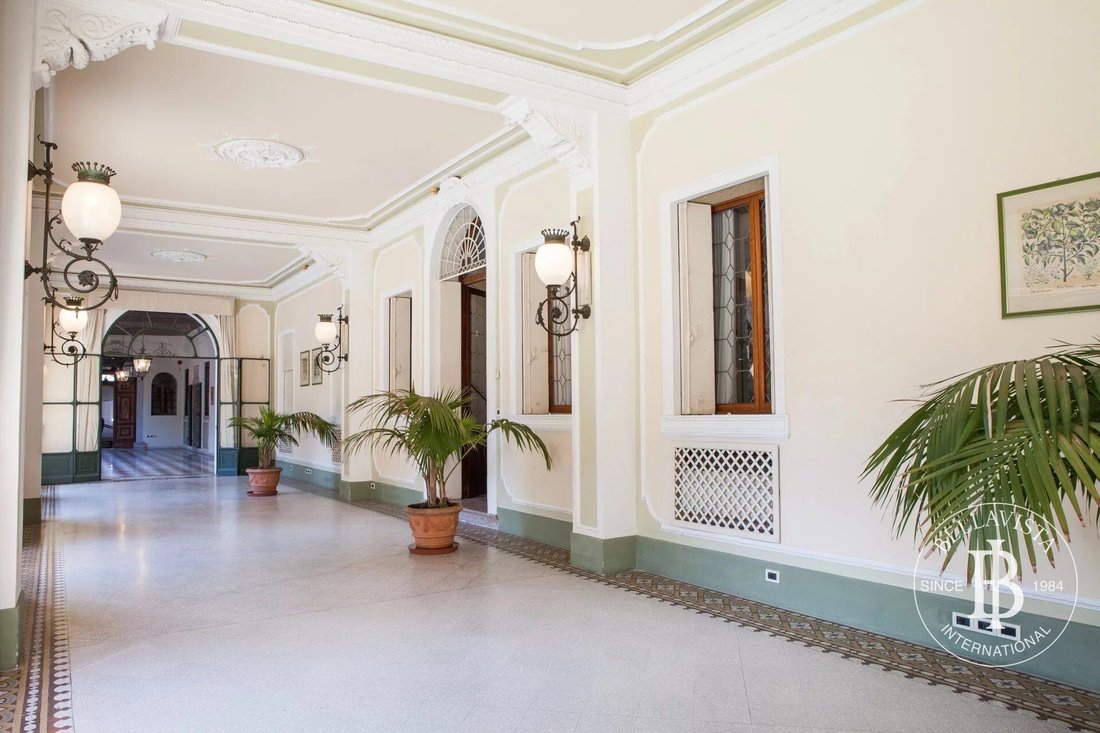Villa in Bassano del Grappa, Veneto, Italy 4 - 18558399