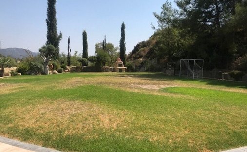 House in Apsiou, Limassol, Cyprus 1