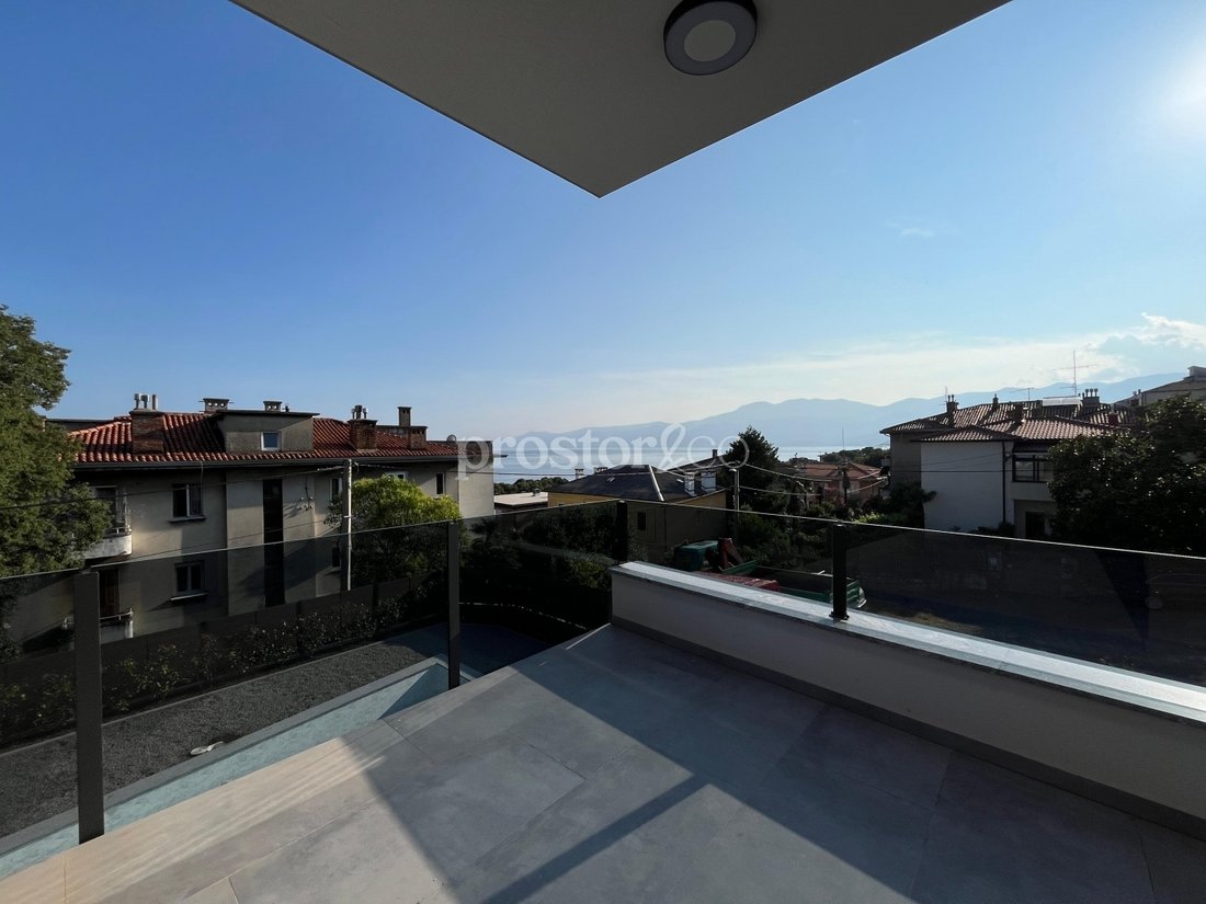 Apartment in Mjesni odbor Kantrida, Grad Rijeka, Primorje-Gorski Kotar County 5 - 18560375
