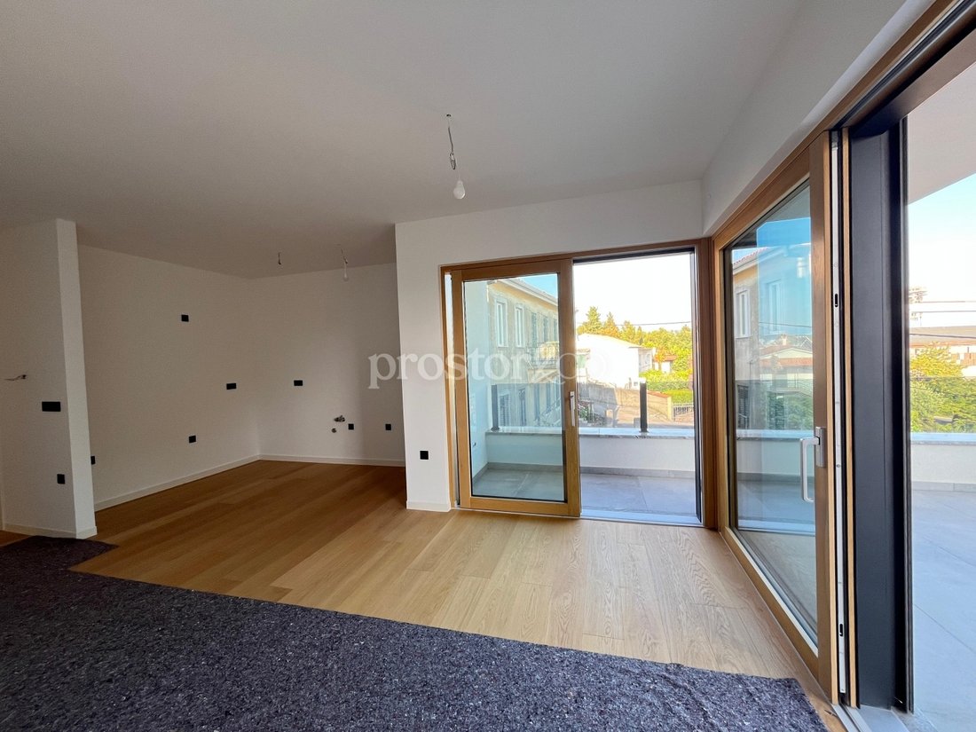 Apartment in Mjesni odbor Kantrida, Grad Rijeka, Primorje-Gorski Kotar County 4 - 18560369