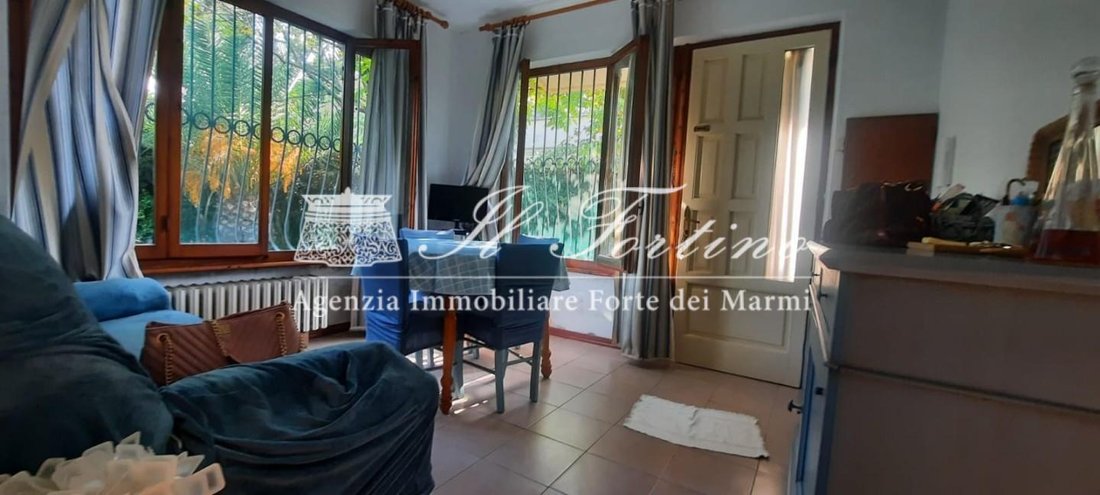 House in Center, Forte dei Marmi, Tuscany 4 - 17294971