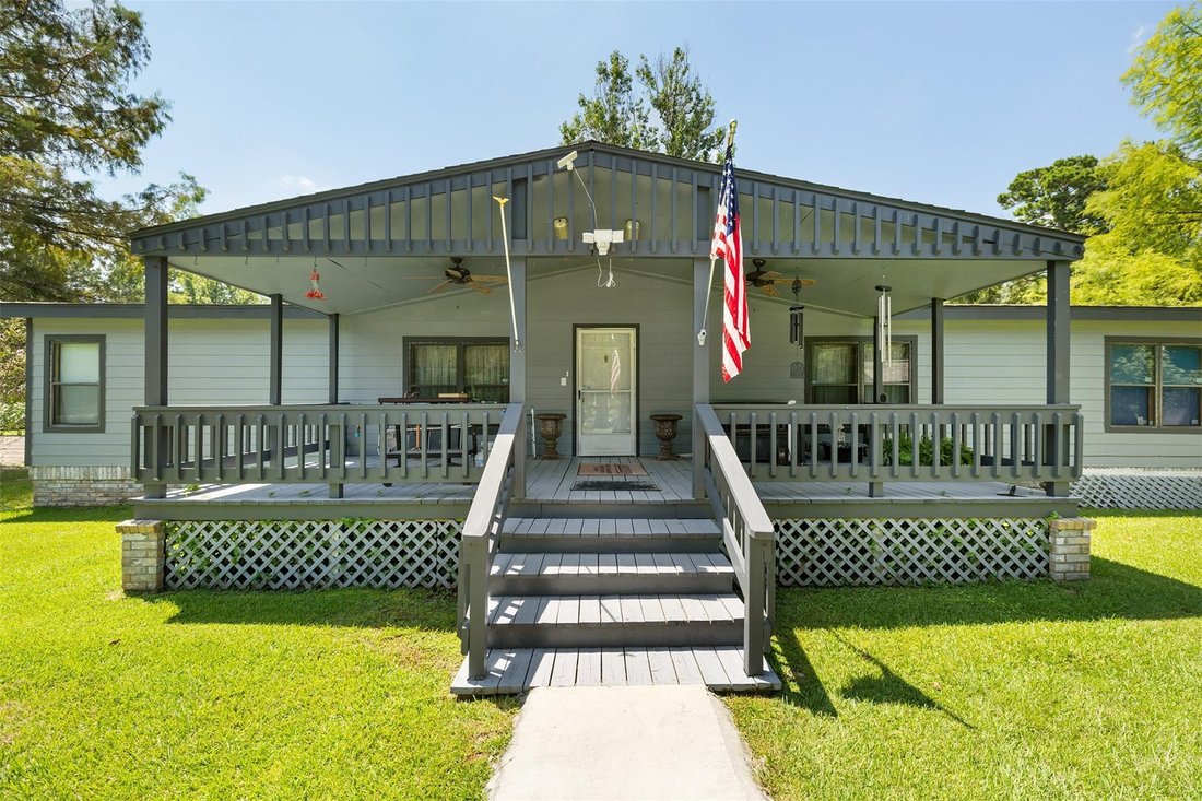 House in Conroe, Texas, United States 2 - 18562993