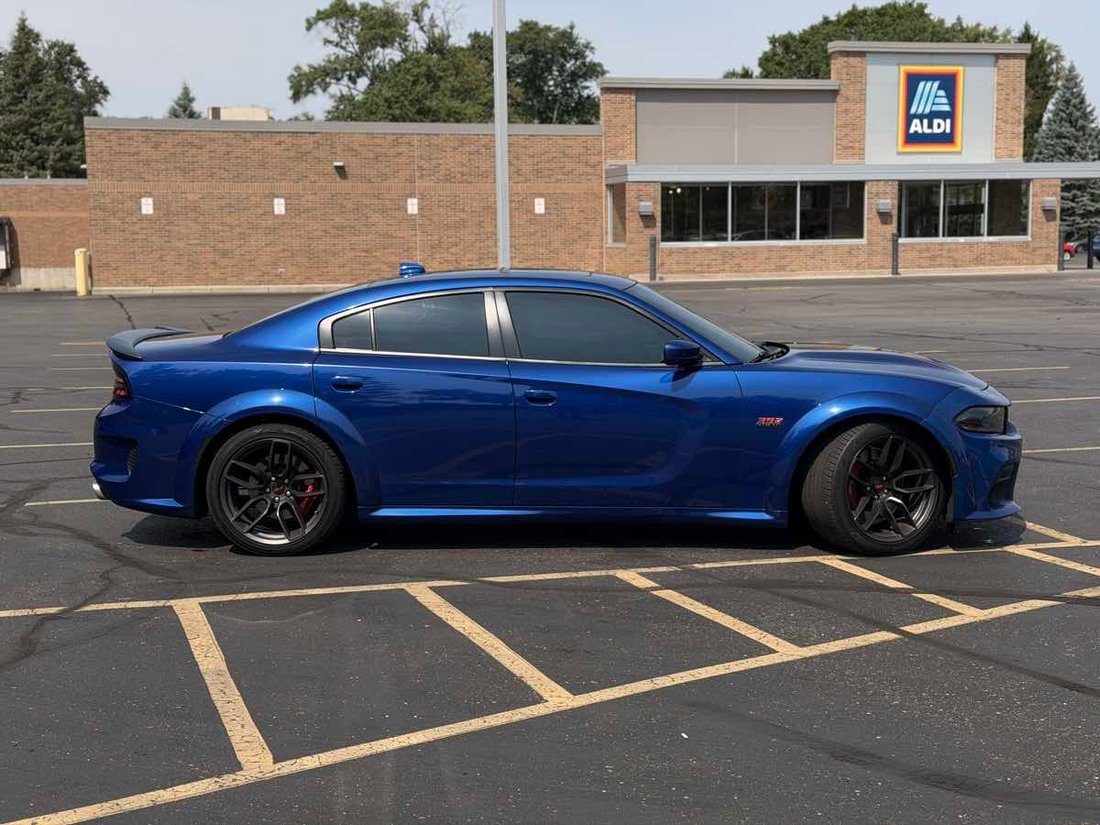 Sedan in Detroit, MI, United States 5 - 18565891