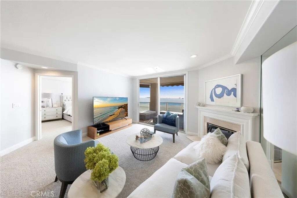 Condo in Signal Hill, California, United States 5 - 18562265