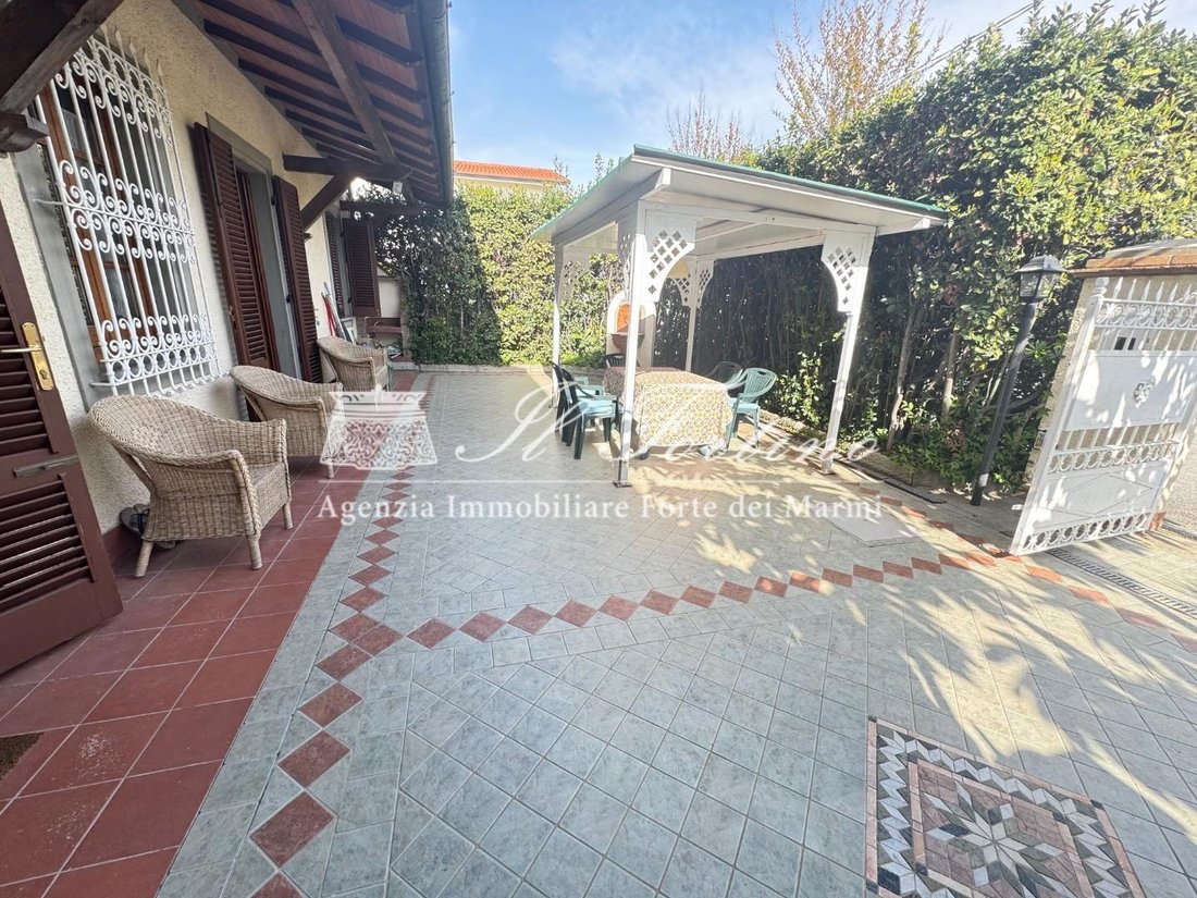 Country House in Center, Forte dei Marmi, Tuscany 3 - 17454571
