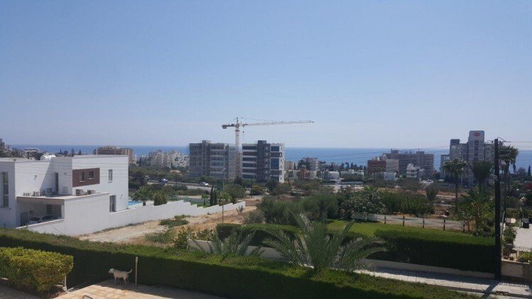 House in Agios Tychon, Limassol, Cyprus 1 - 13004871