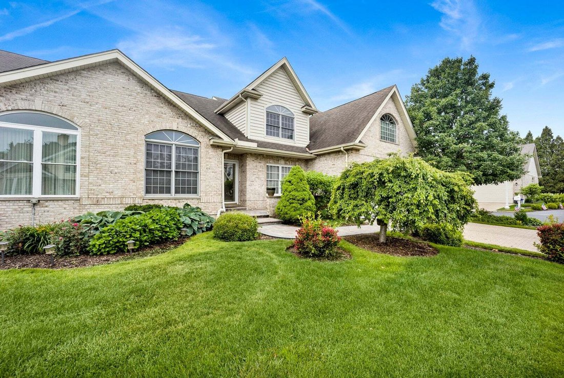 Townhouse in Westchester, Illinois, United States 2 - 18558980