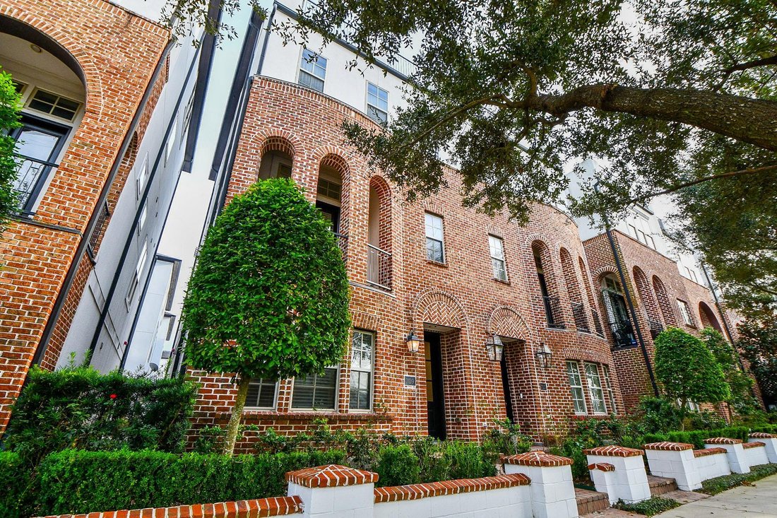 Townhouse in Houston, Texas, United States 1 - 18563058