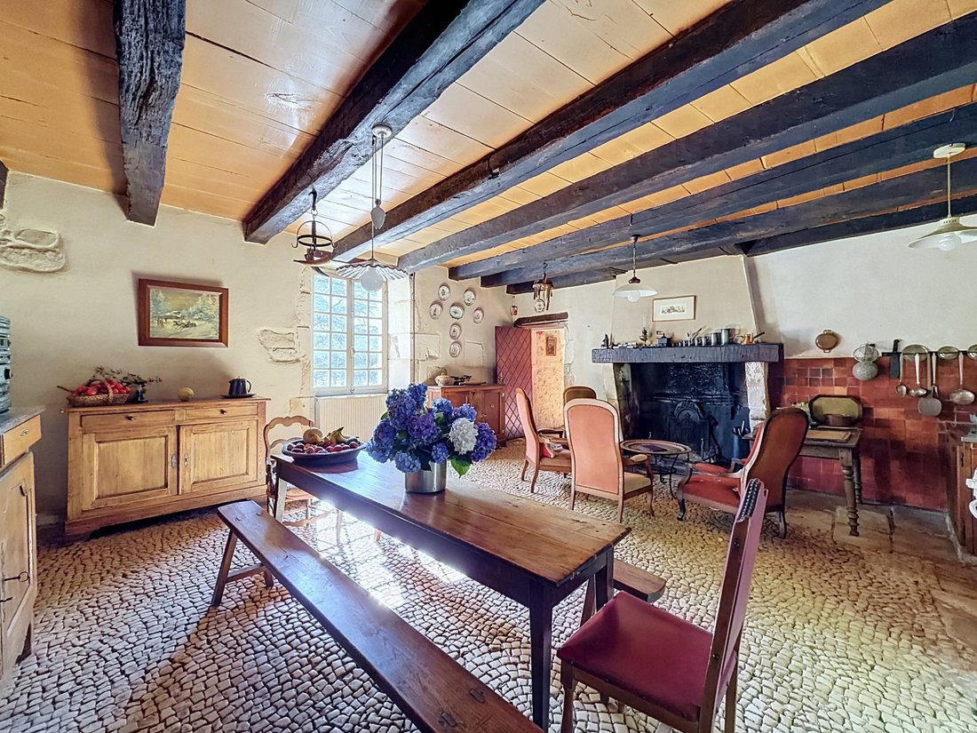 House in Montbron, Nouvelle-Aquitaine, France 4 - 18565506