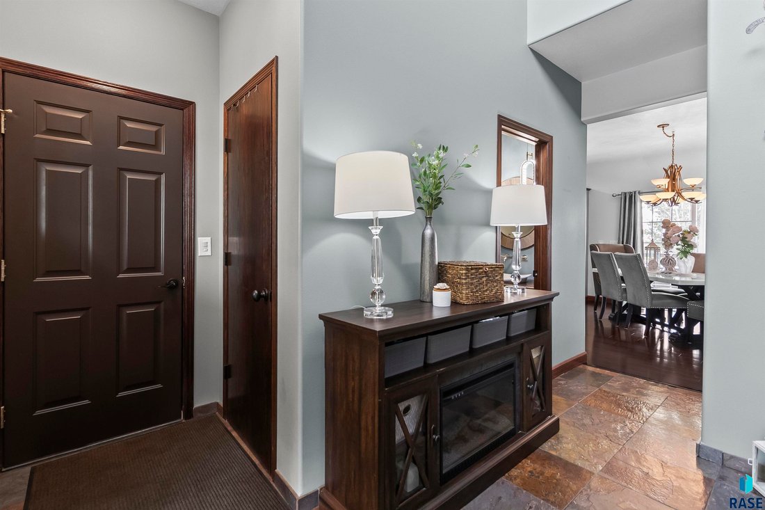 House in Lennox, South Dakota, United States 3 - 18562731