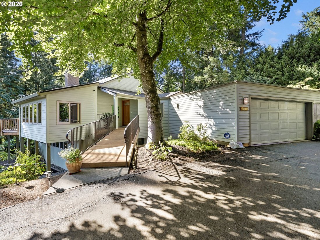 House in Portland, Oregon, United States 1 - 18565328