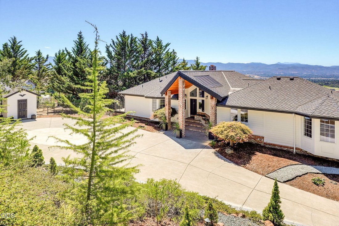 House in Medford, Oregon, United States 5 - 18561040
