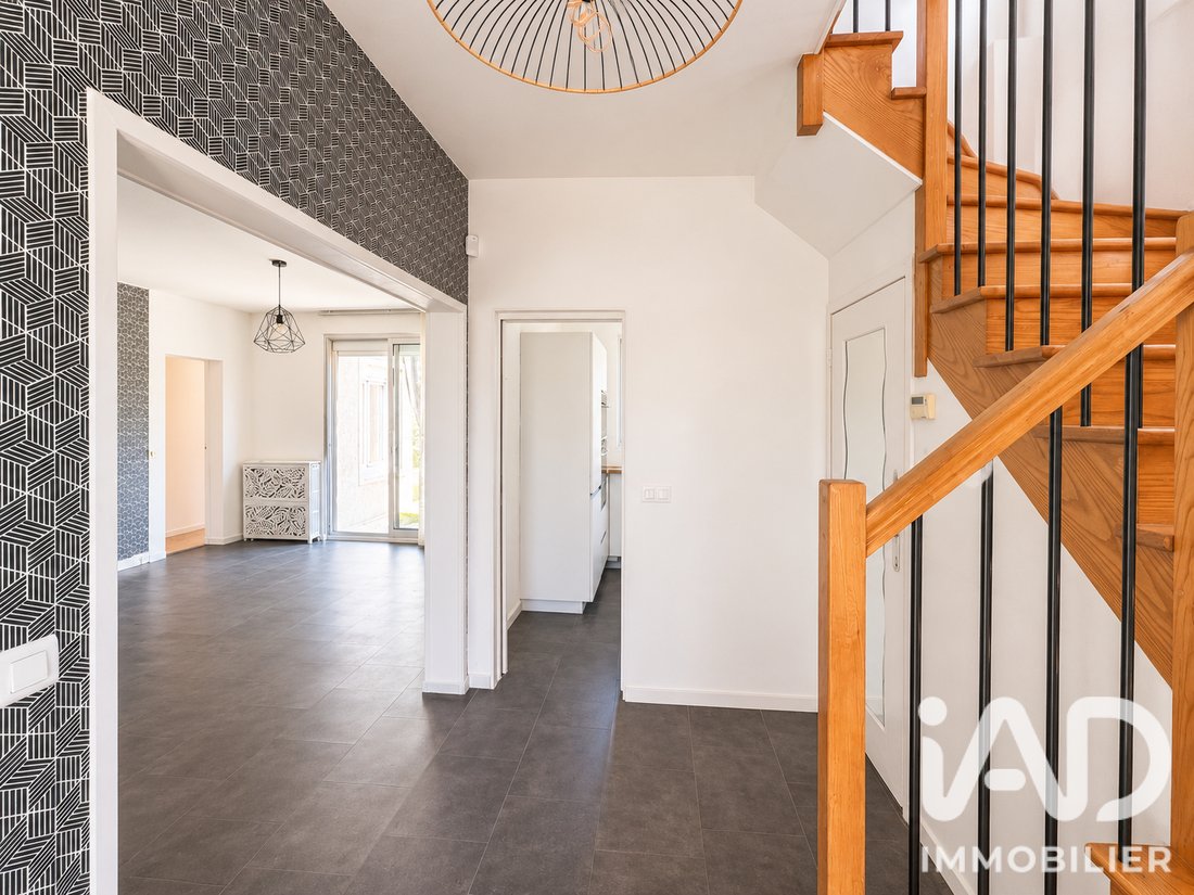 House in Parmentier, Sainte-Genevieve-des-Bois, France 4 - 18438635