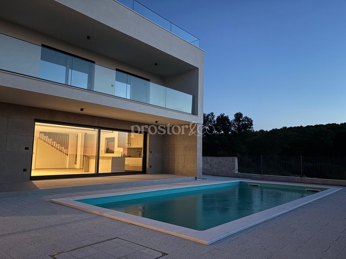 House in Opcina Pakostane, Zadar County, Croatia 3 - 18560361