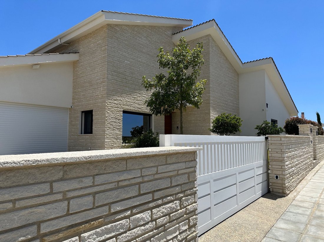 Villa in Souni-Zanakia, Limassol, Cyprus 3 - 14540145