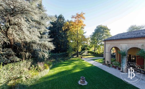 Villa in Bassano del Grappa, Veneto, Italy 1