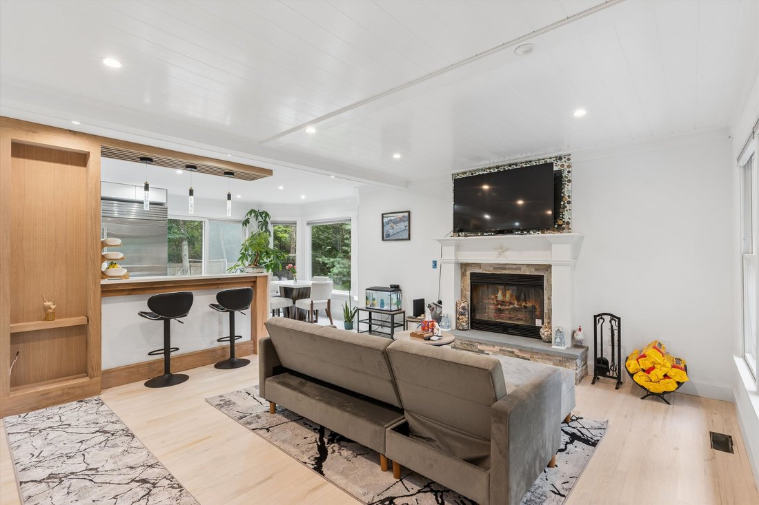 East Hampton, New York, United States 4 - 18563024