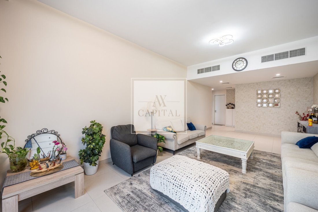 Villa in JVC / Jumeirah Village Circle, Dubai, United Arab Emirates 3 - 18563686
