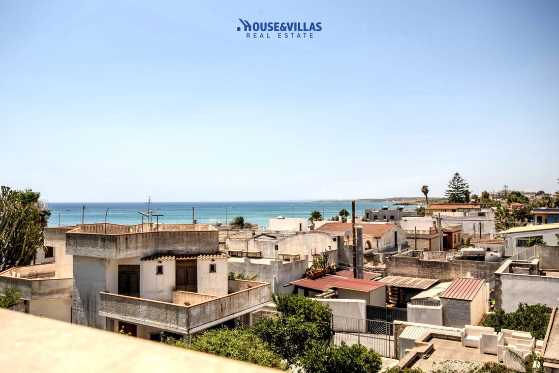 Villa in Noto, Sicily, Italy 2 - 18563473
