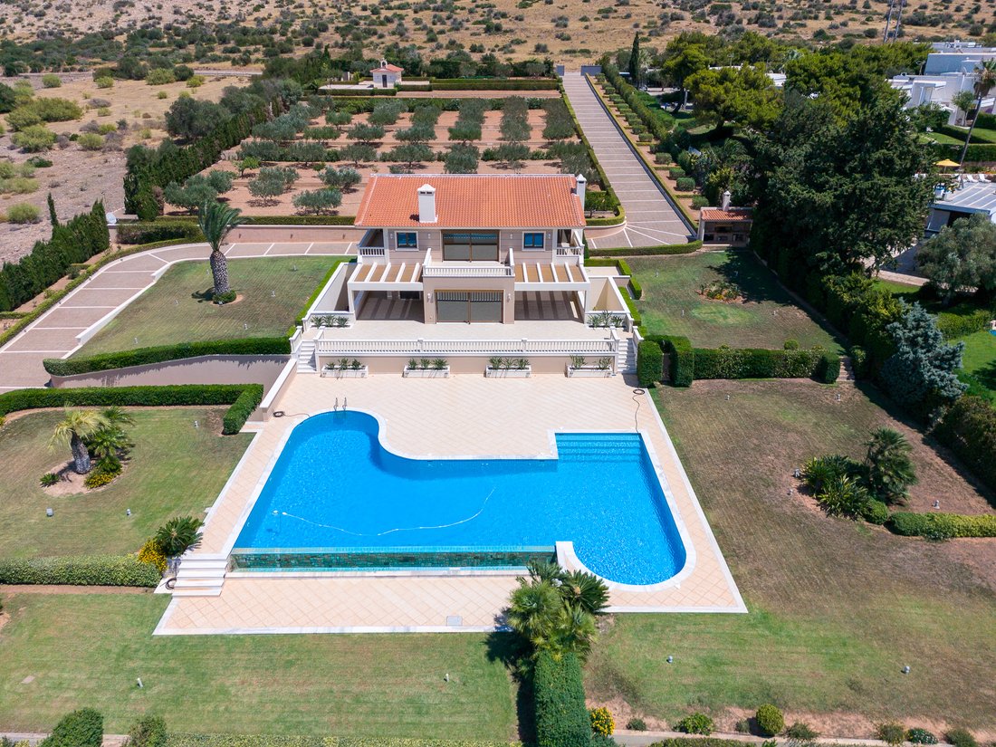 Villa in Kalyvia Thorikou, Attica, Greece 1 - 18563190
