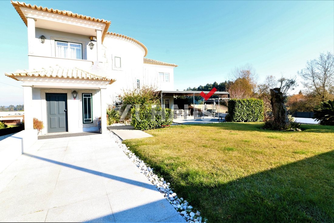House in Oliveira do Bairro, Aveiro District, Portugal 1 - 18560066