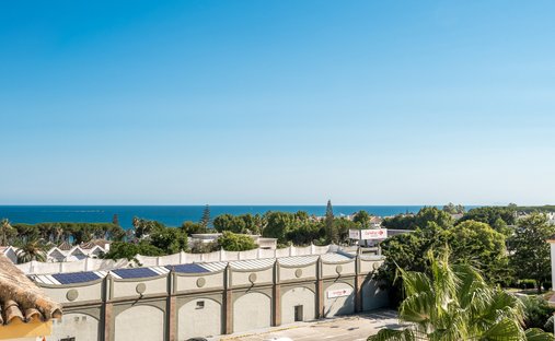 Penthouse in Golden Mile, Andalusia, Spain 1