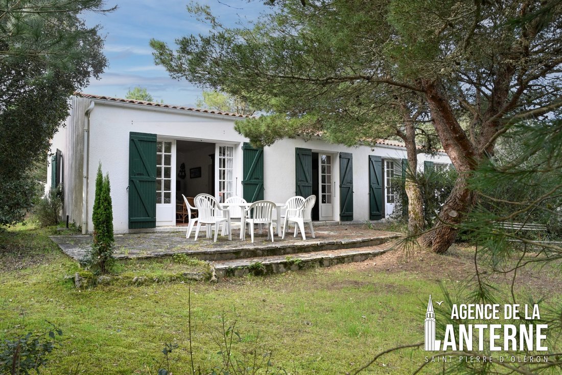 House in Saint-Georges-d'Oleron, Nouvelle-Aquitaine, France 3 - 18564312