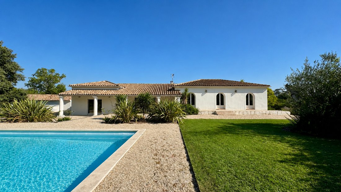 Villa in Plateau de Puyricard-La Trévaresse, Aix-en-Provence, France 1 - 18563791