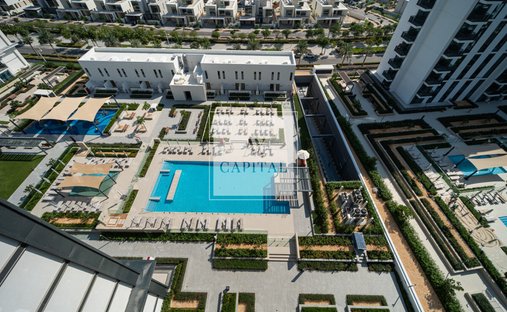 Apartment in Ud al Bayda, Dubai, United Arab Emirates 1