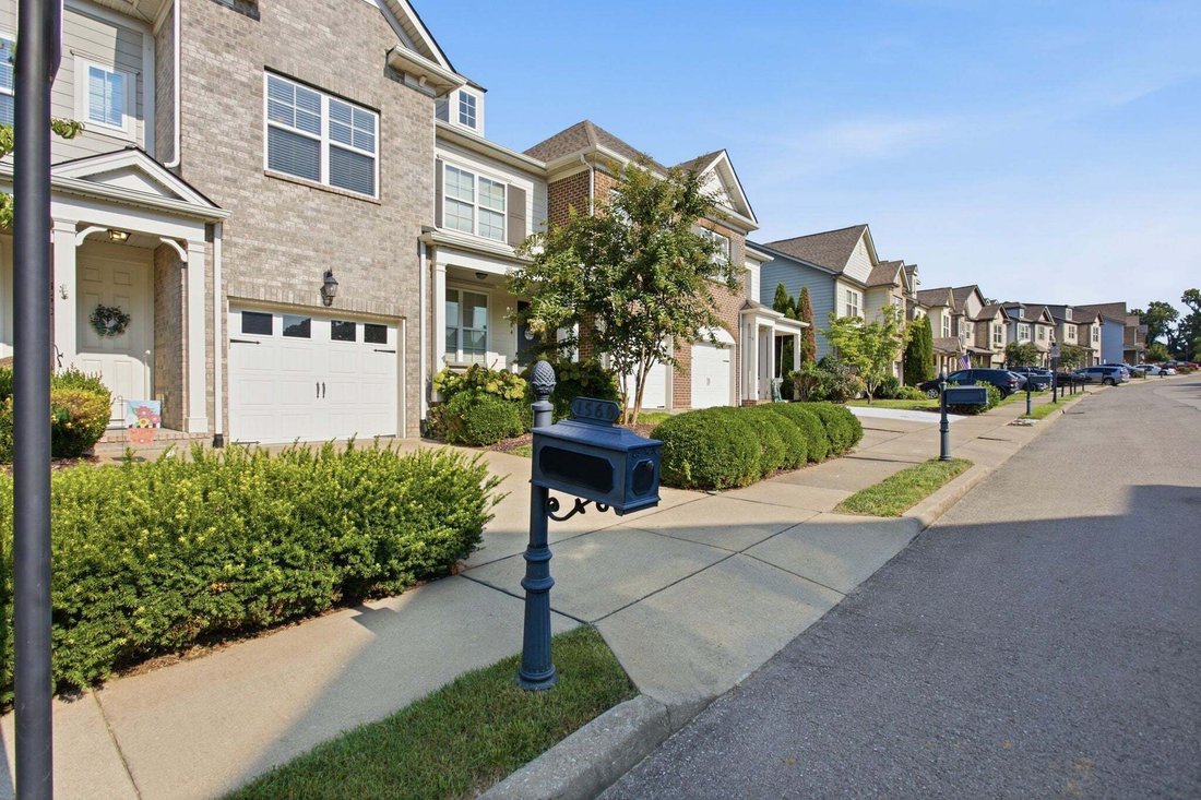Townhouse in Thompson's Station, Tennessee, United States 2 - 18562174
